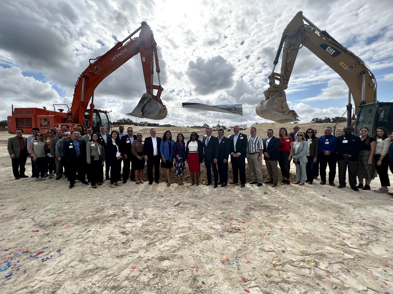 Ground Breaking02
