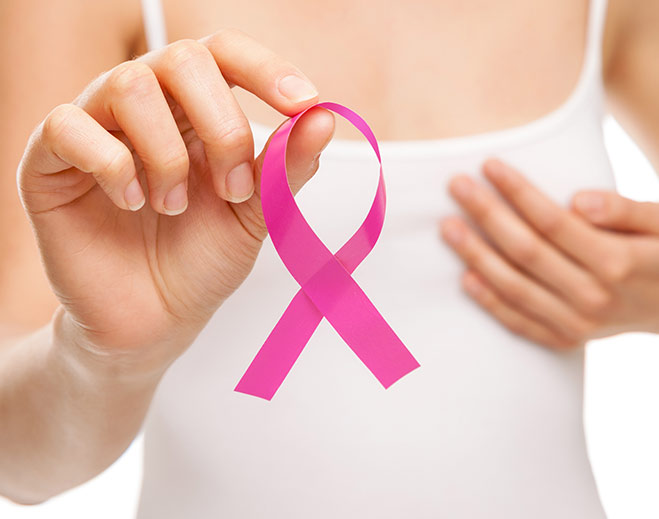 oncología-cáncer-de-mama-concienciación-examen